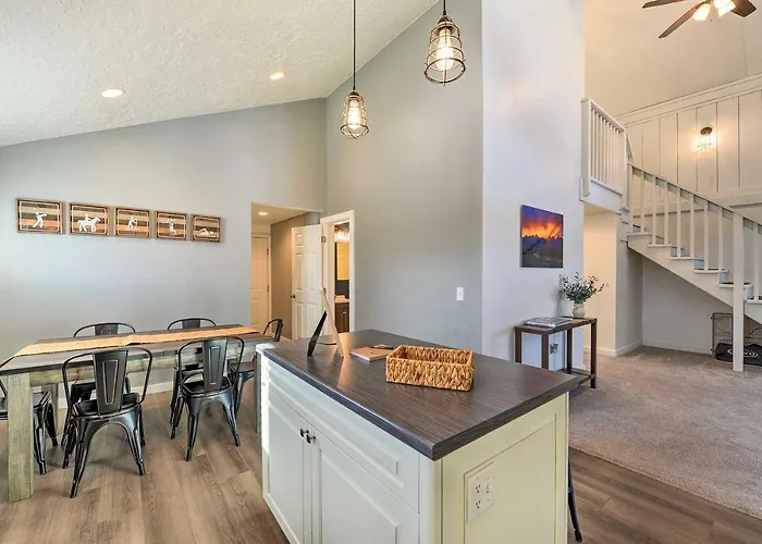 Centrally Located Vacation Rental! Holiday home Pinedale