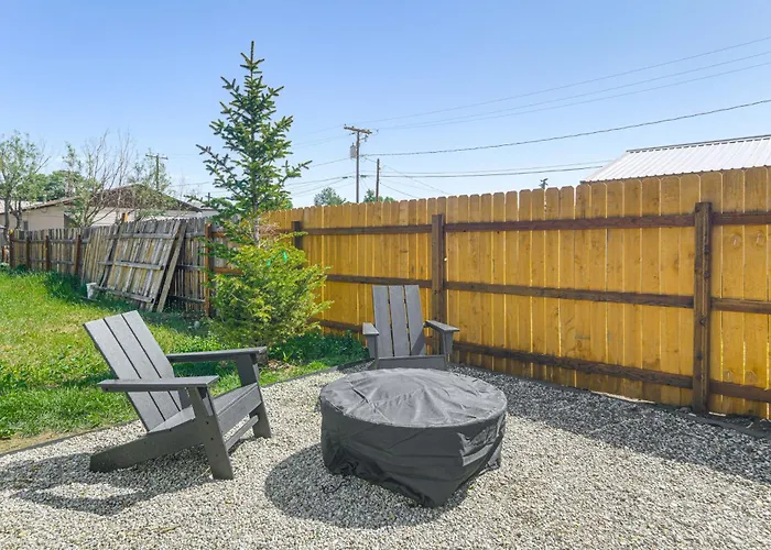 Centrally Located Vacation Rental! *