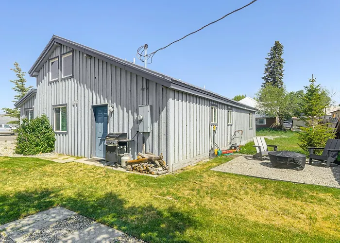 Centrally Located Vacation Rental! Holiday home